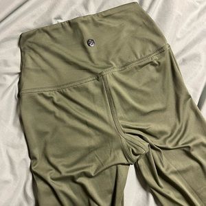 To small..never got the chance to wear. Rebought.